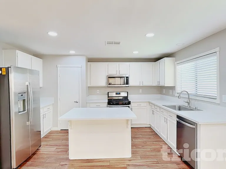 102 Health Aster Ct — Photo 6