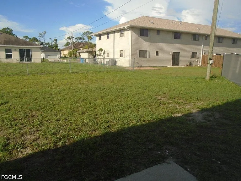 1228 SW Trafalgar Pkwy #1228 — Photo 12