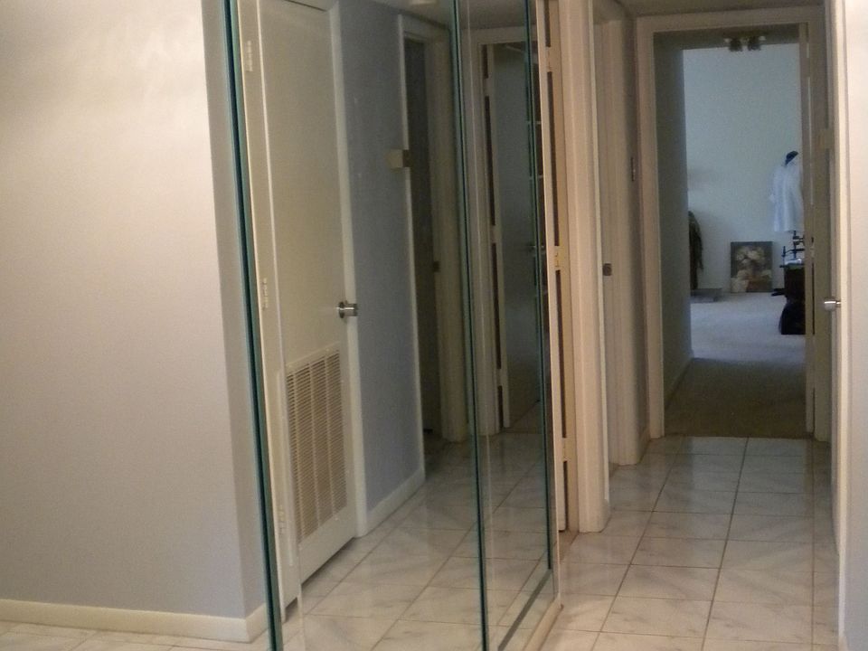 1st image of 2956 Hathaway Rd #U306