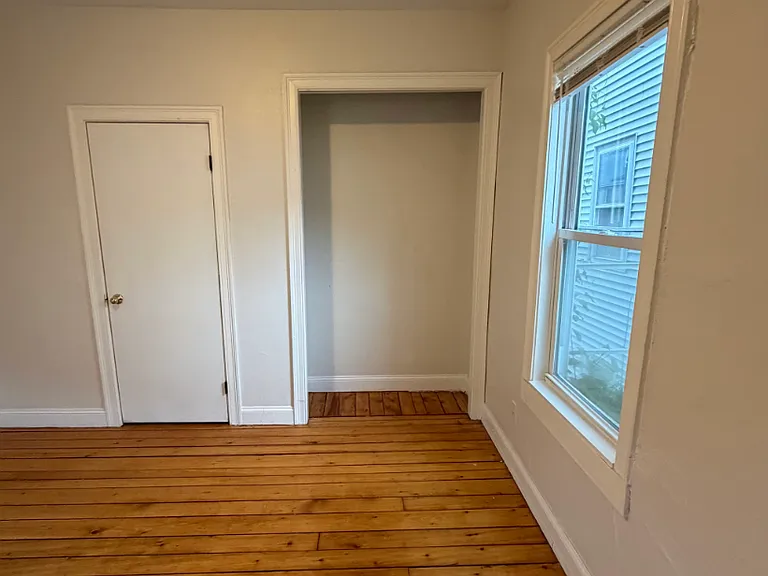 255 Fountain St, Unit 2 Fall River, MA 3 Bedrooms 1 Bathroom — Photo 16