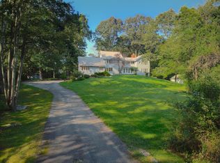 525 Gurleyville Rd, Mansfield, CT 06268