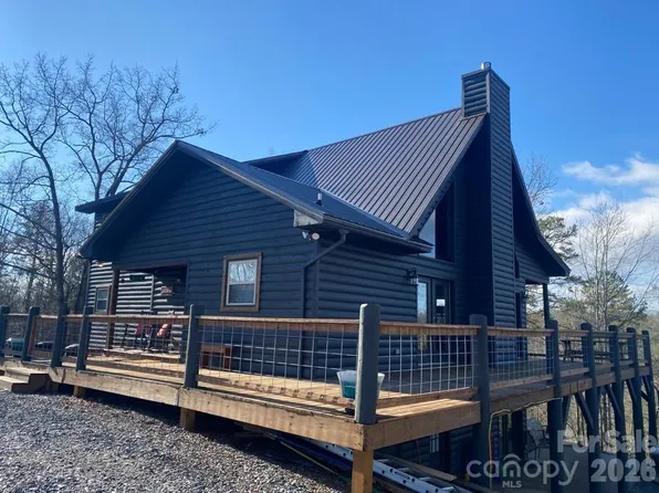 210 Little Rock Rd, Marble, NC 28905