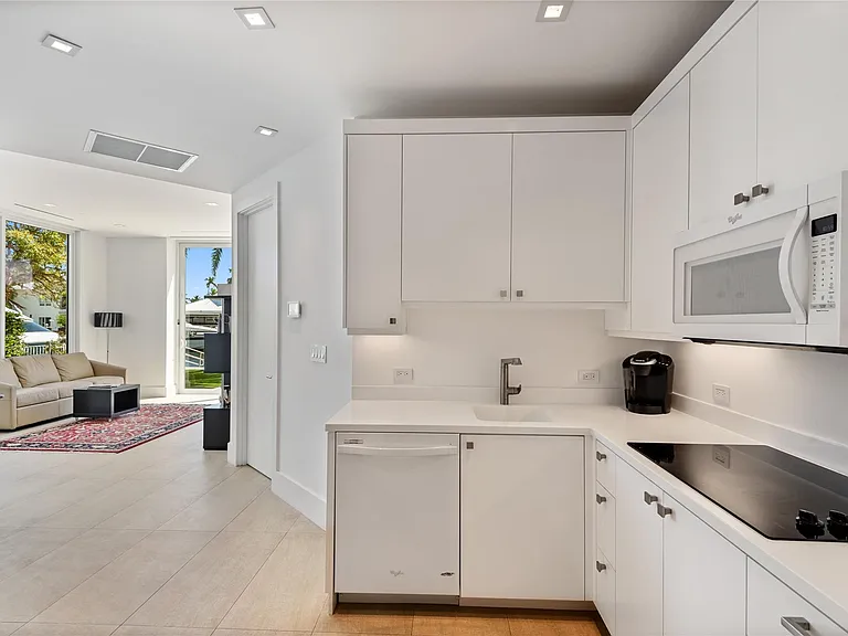 500 Isle Of Capri Dr — Photo 42