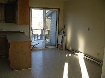 3rd image of 125 Orchard Dr