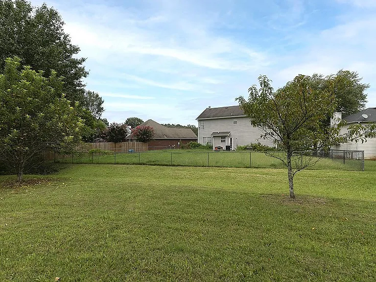 16 Huntcliff Dr — Photo 31