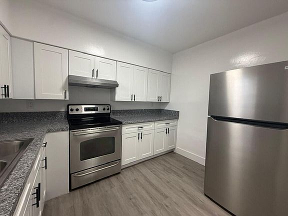 3rd image of 3721 SW 59th Ter #5
