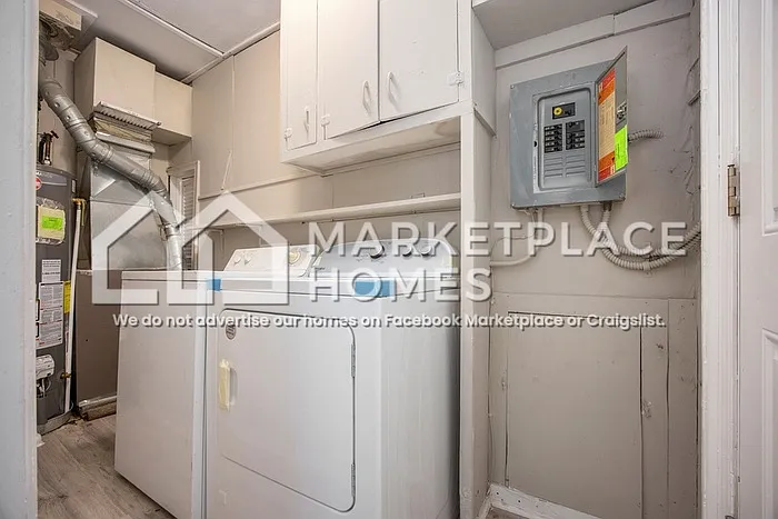 8147 Prospect Ave — Photo 12