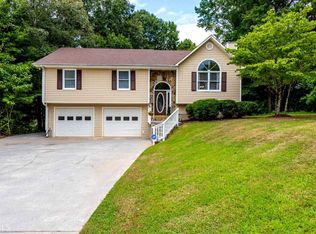 14 High Pointe Dr, White, GA 30184
