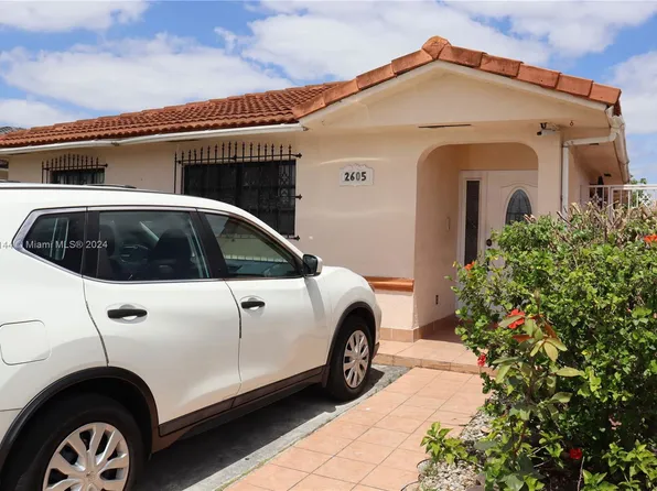 2605 W 71st Pl, Hialeah, FL 33016
