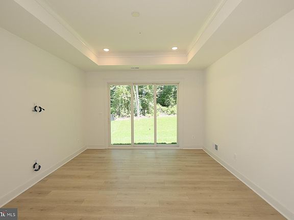 5th image of 4825 Grandiflora Cir