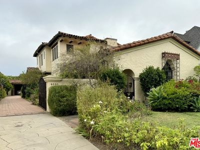 6220 Warner Dr, Los Angeles, CA, 90048