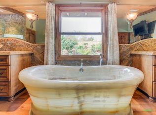 1902 Azure Ter, El Cajon, CA 92019