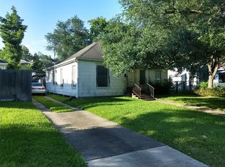2426 Goldsmith St, Houston, TX 77030