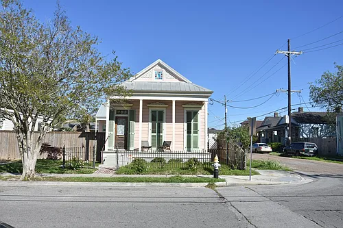 703 Reynes St #A Photo 1