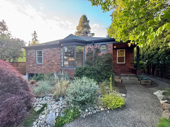 1808 N 143rd St, Seattle, WA 98133