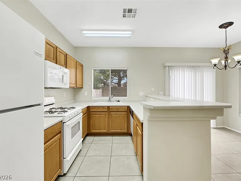 1624 Clint Canyon Dr — Photo 5