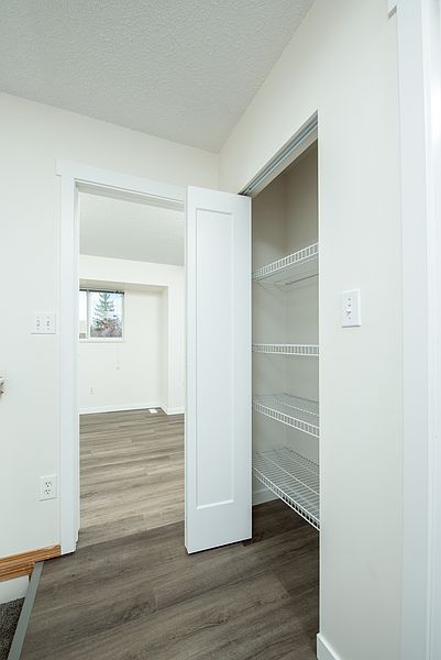 Spruce Grove Apartment for rent - 2 Bedrooms — photo 78