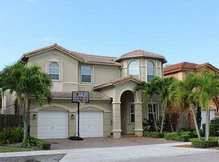 11548 NW 84th St, Doral, FL 33178
