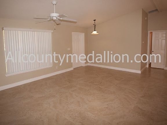3rd image of 2205 SE 7th St