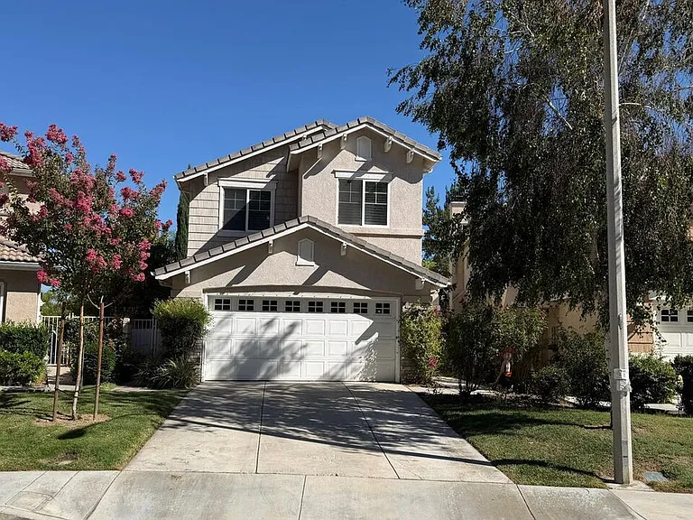 25506 Burns Pl — Photo 1