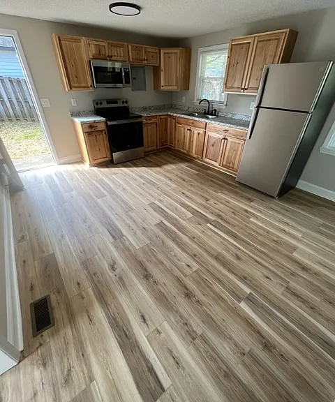 117 Philbeck St — Photo 4