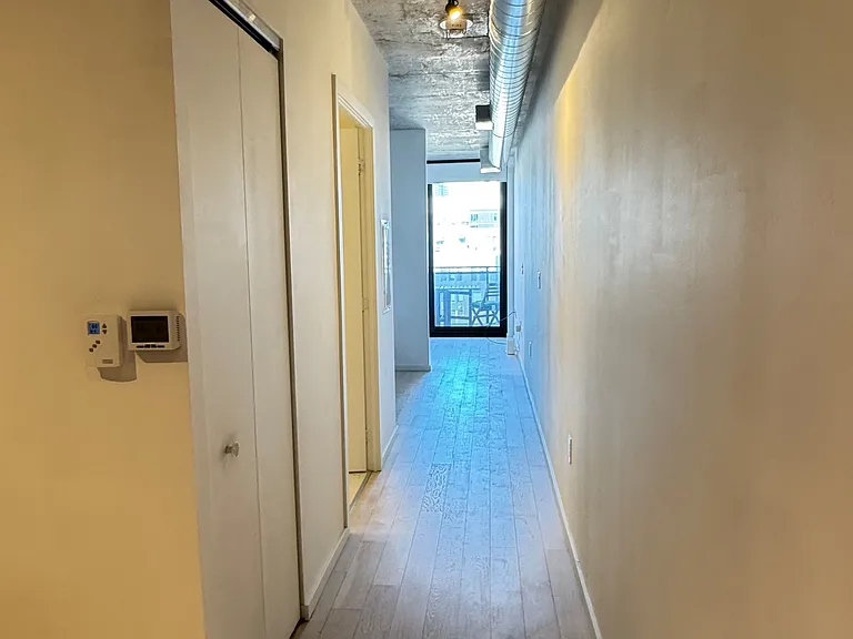 21 Lawren Harris Sq #510 — Photo 3