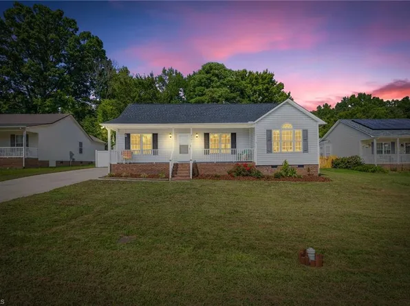 103 Tricia Ct, Thomasville, NC 27360