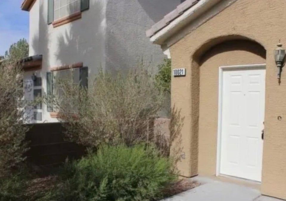 1st image of 10021 Via Toro Ave