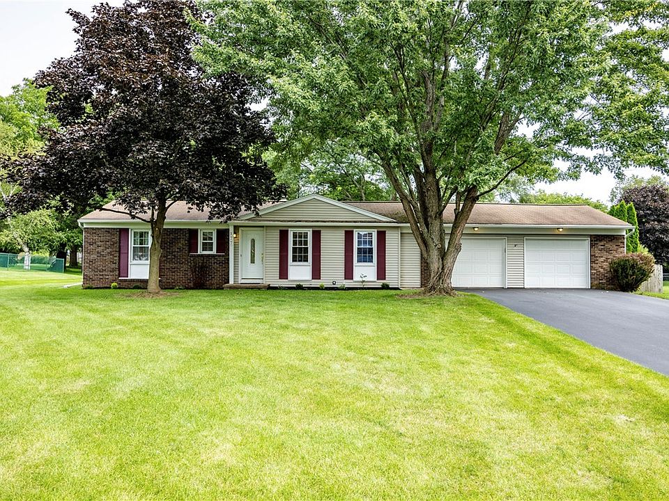 1st image of 177 Honeysuckle Ln