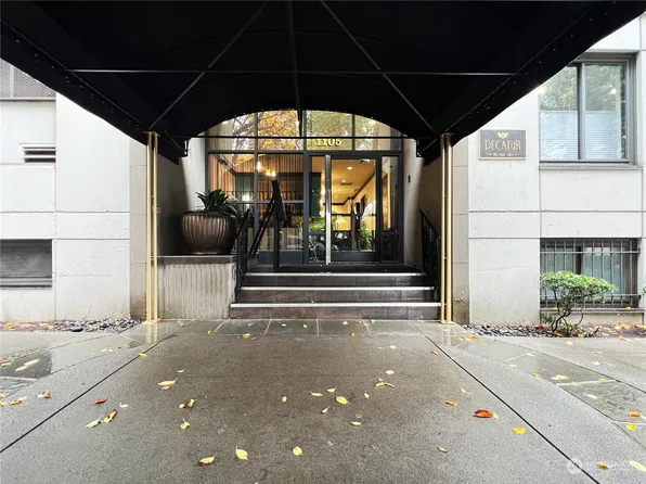 1105 Spring Street #1101, Seattle, WA 98104