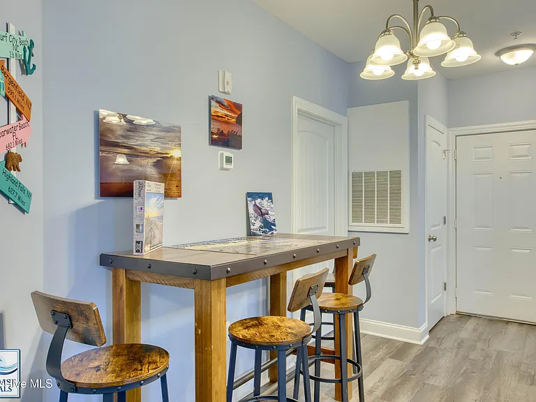 300 Gateway Dr #320 — Photo 15