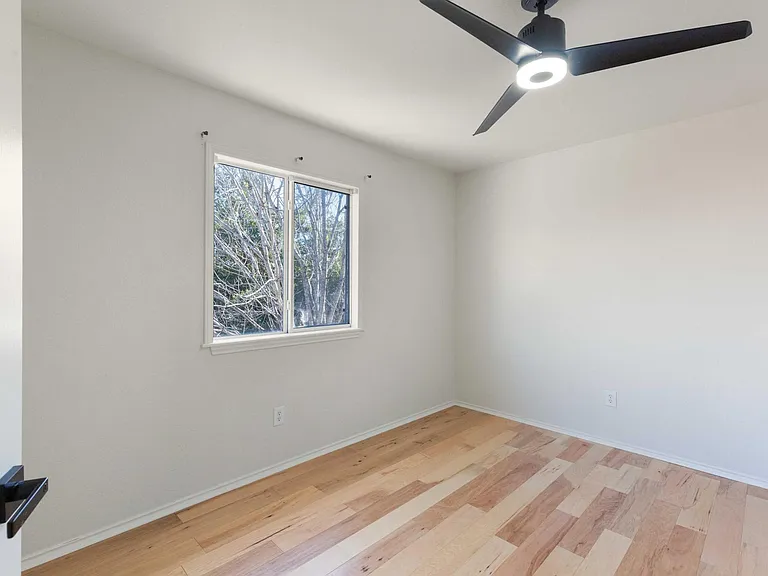 100 Casper Cv — Photo 12