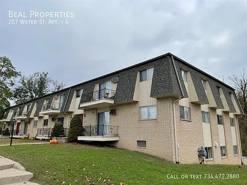 207 Water St Photo 1