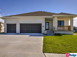 7297 N 172nd St, Bennington, NE 68007