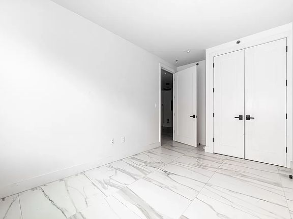4th image of 73 Starr St #1H