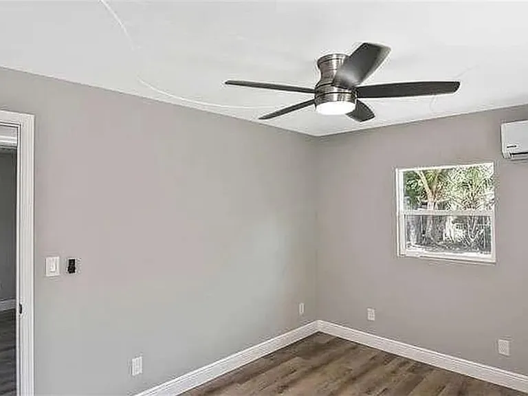 5457 9th Ave — Photo 22