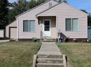 905 S Tama St, Rock Rapids, IA 51246