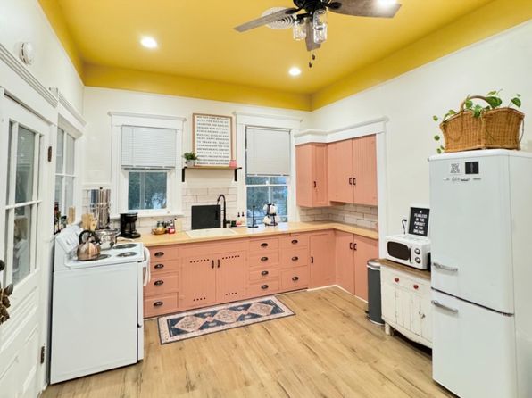 1373 Lincoln Way APT B