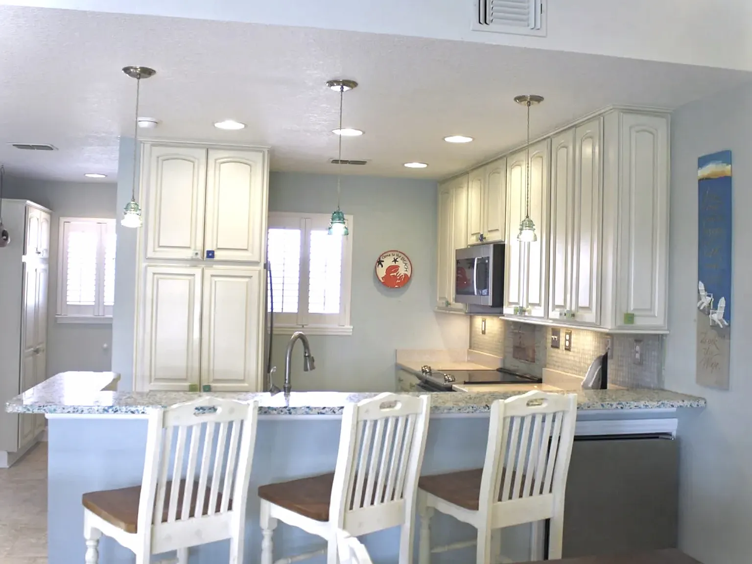3 bed, 2.5 bath, 1448 sqft, $2,500 — Photo 4
