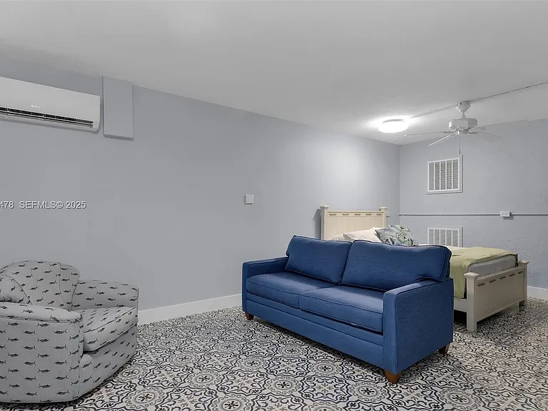 232 W Seaview Dr — Photo 17