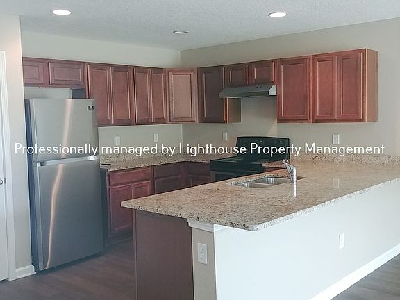 3rd image of 8139 Lanette St