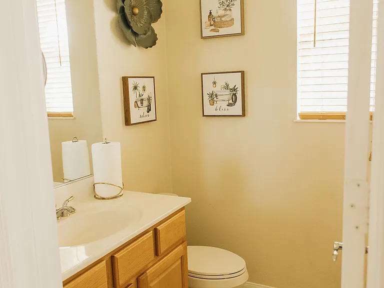 1634 Ivy Ct — Photo 4