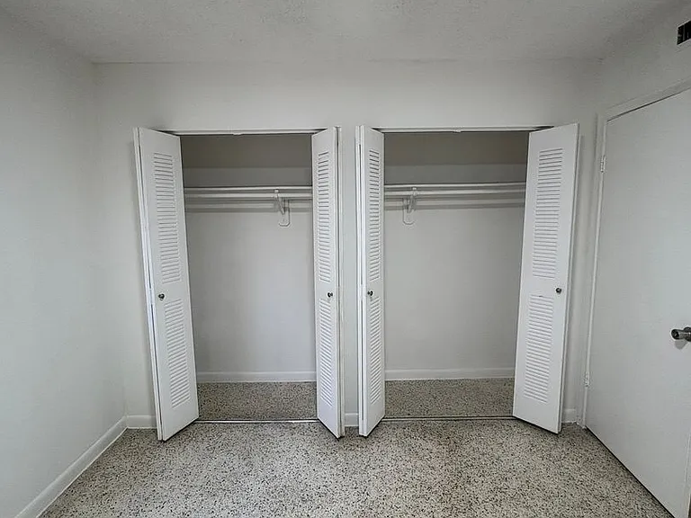Gabriella Apartments — Photo 18