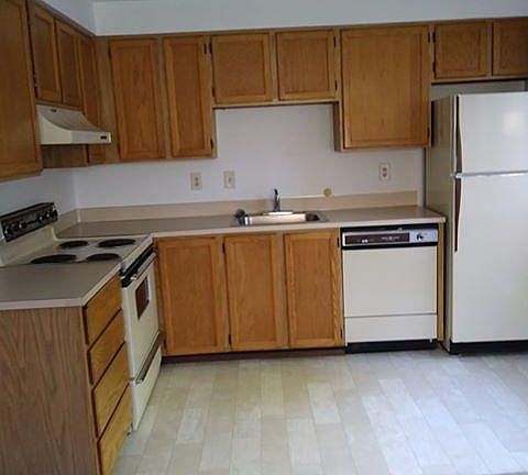 4th image of 11038 Greenwood Ave N APT 35