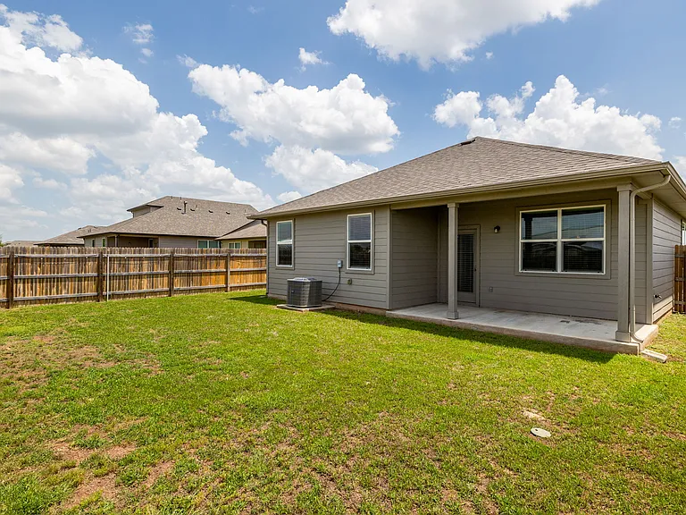 708 Quarton Dr — Photo 22