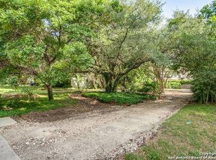 345 Garraty Rd, Terrell Hills, TX 78209