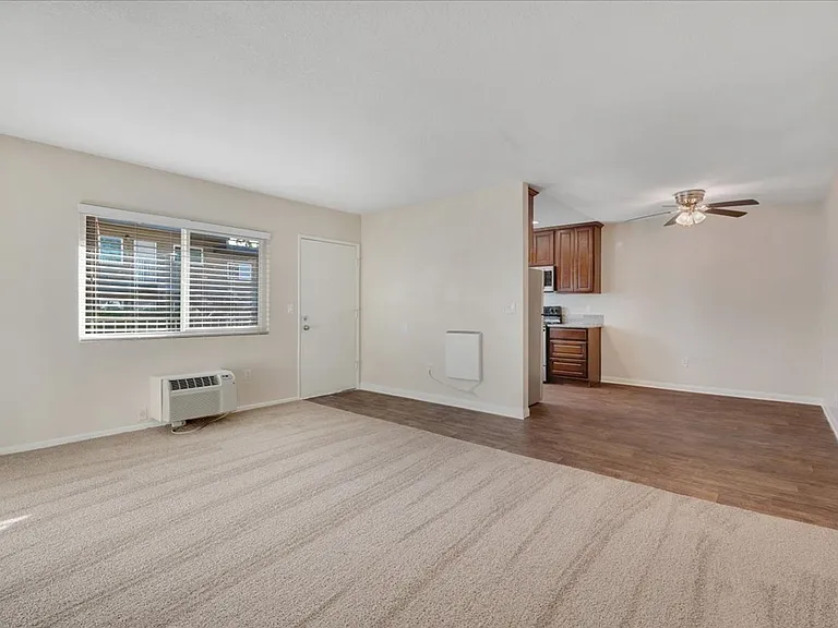 Kenora Terrace Apartments - Spring Valley, CA — Photo 36