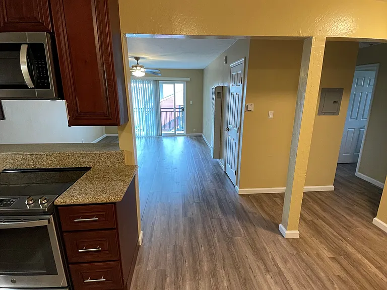 Hayward Summit Apartments, LLC — Photo 26