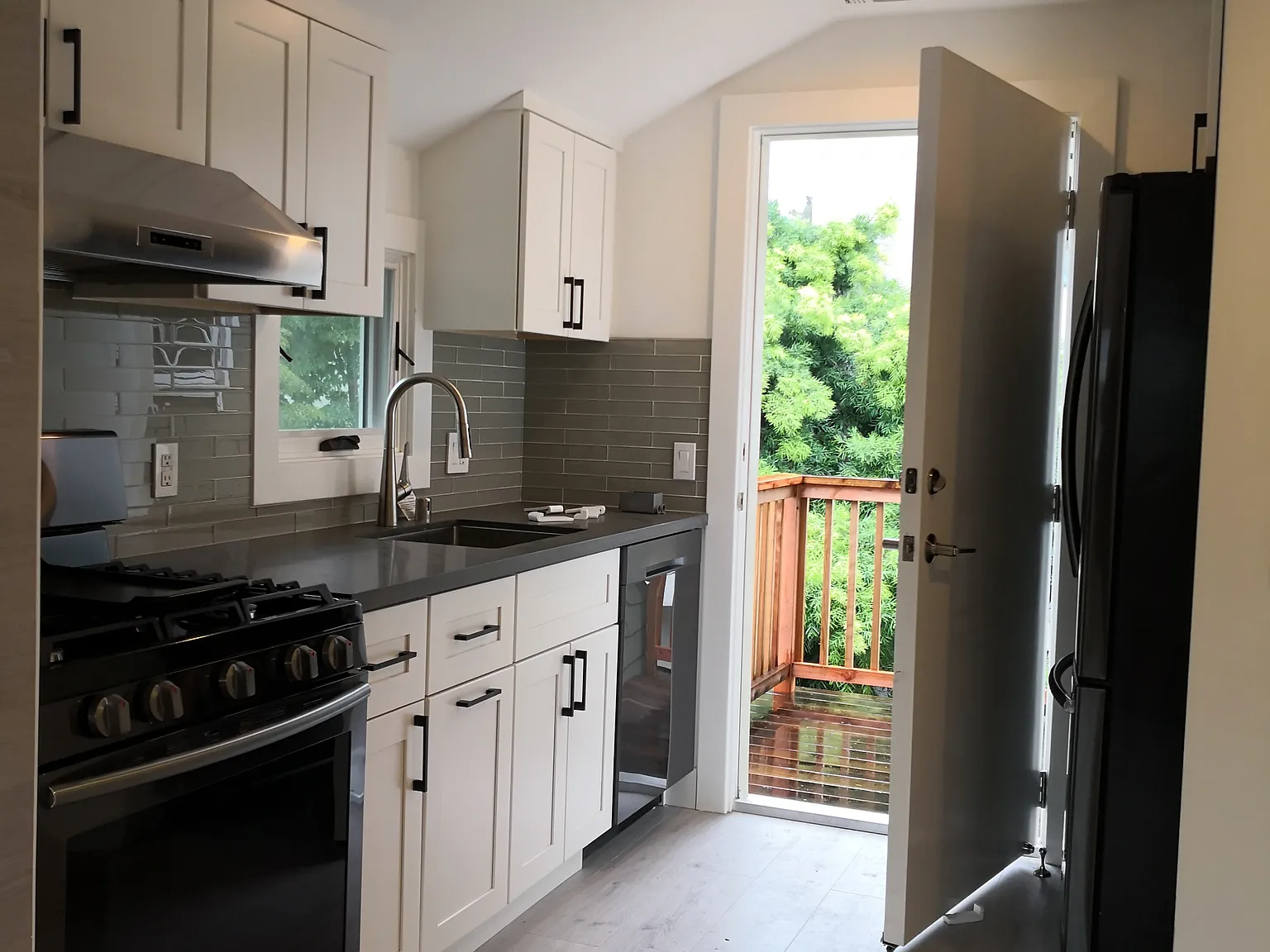 Laurel Ave, San Mateo — Photo 1