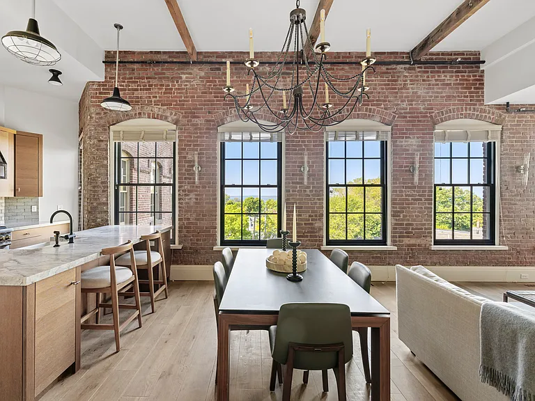 15 Church St #Penthouse 402 — Photo 13